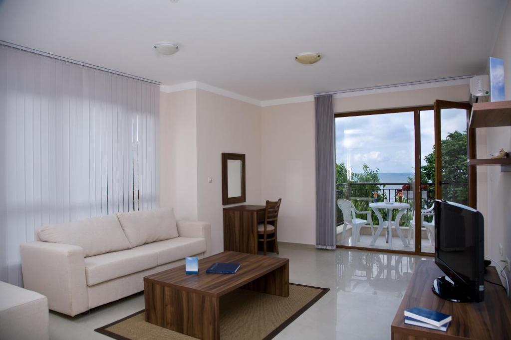 Paradise Bay Hotel Pomorie Ruang foto
